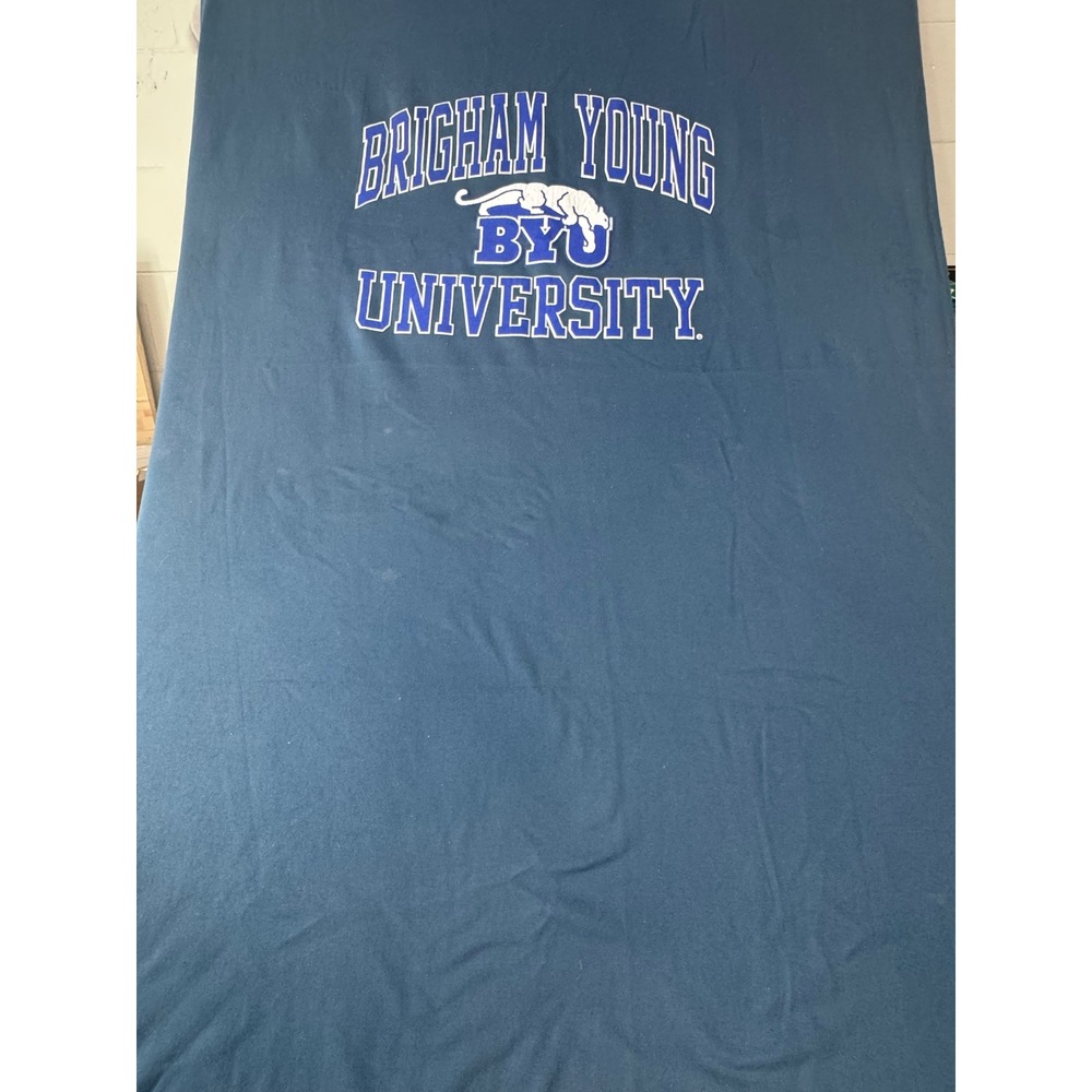 MV Sport BYU Brigham Young University Navy Blue Sweatshirt Style 3300 Large